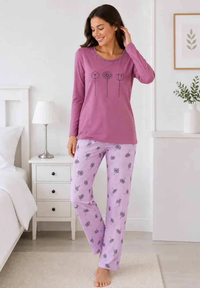 Pijama dama MOV bluza cu maneca lunga si imprimeu floral, pantaloni lungi cu model flori