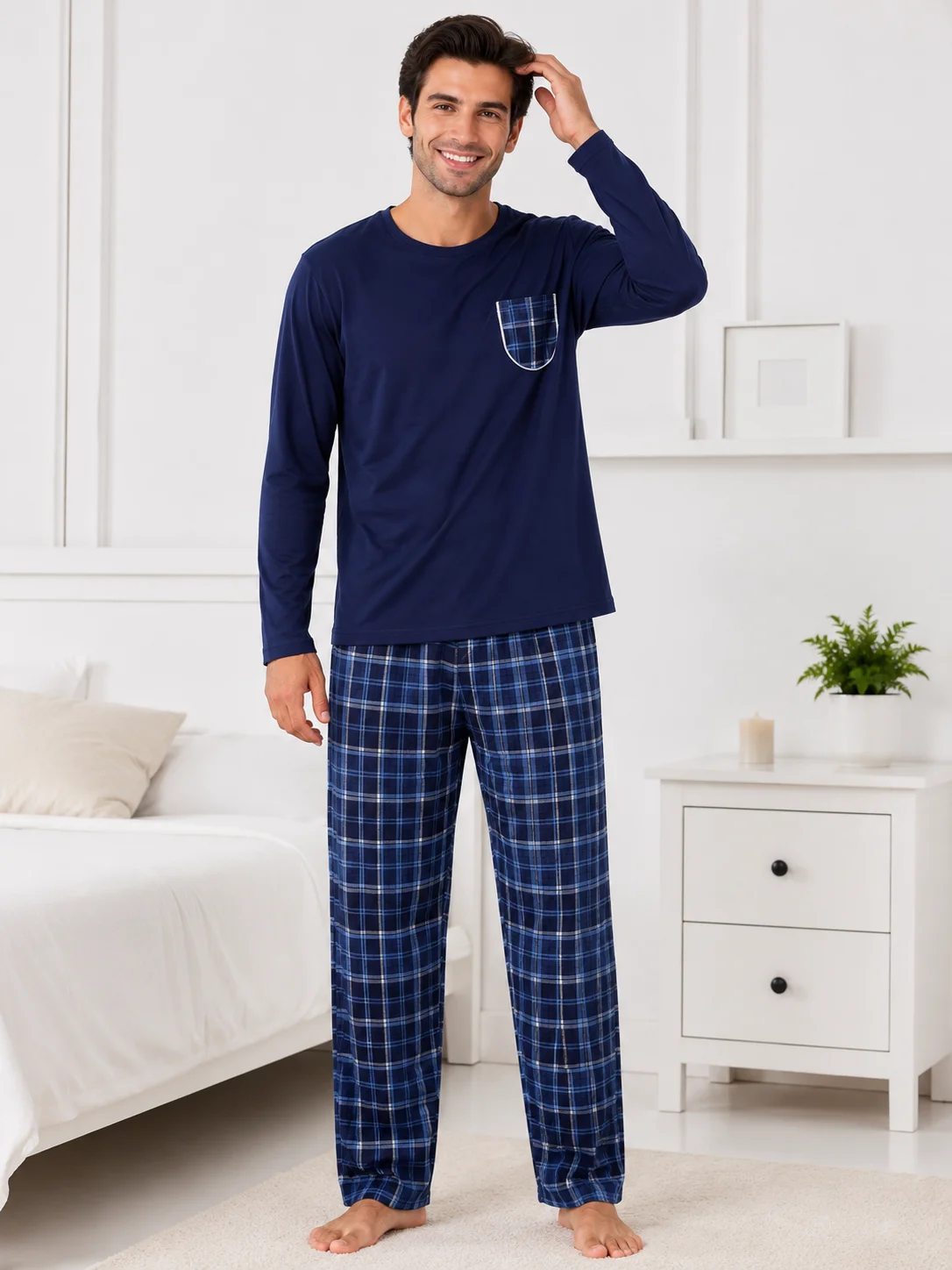 Pijama Bărbați Călduroasă și Confortabilă, Bluză Navy cu Buzunar și Pantalon Carouri Plaid