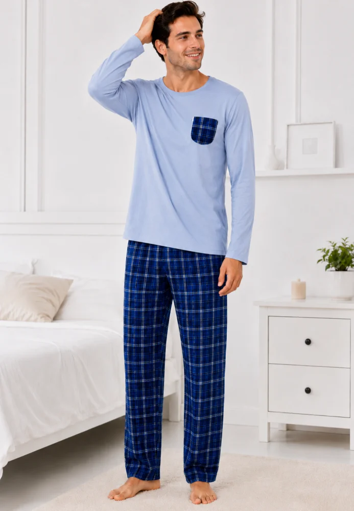 Pijama Bărbați Confortabilă din Bumbac: Bluză Albastru Deschis și Pantaloni Carouri