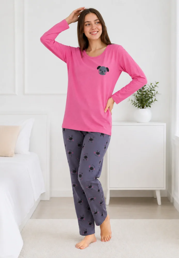Pijama dama confortabila,bumbac cu maneca lunga si aplicatie catel,roz