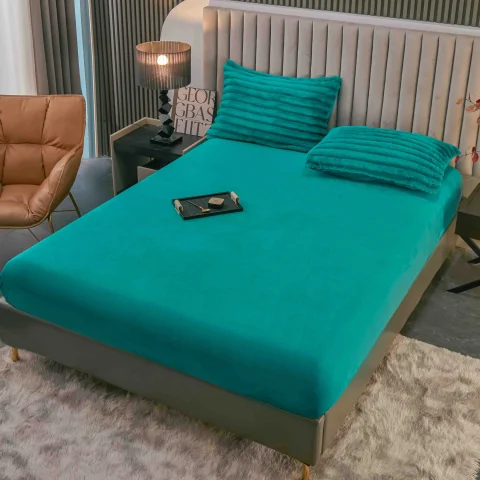 Lenjerie de Pat Cocolino cu Blăniță tip Iepuraș, turcuaz – 4 Piese, Cu Elastic, Ultra-Pufoasă — imagine 2