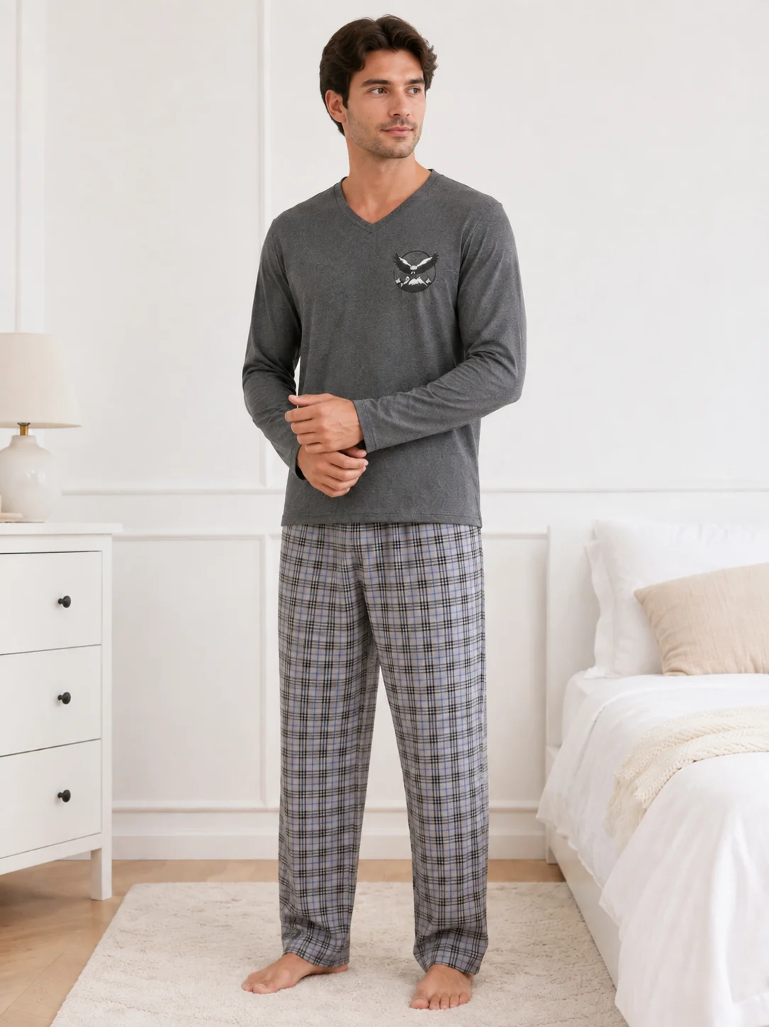 Pijama bărbați, Bluză cu mânecă lungă și decolteu în V cu imprimeu piept, Pantalon lung în carouri,
