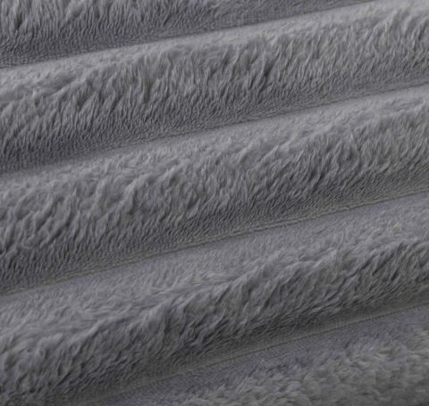Lenjerie de Pat Cocolino cu Blăniță tip Iepuraș – 4 Piese, Cu Elastic, Ultra-Pufoasă