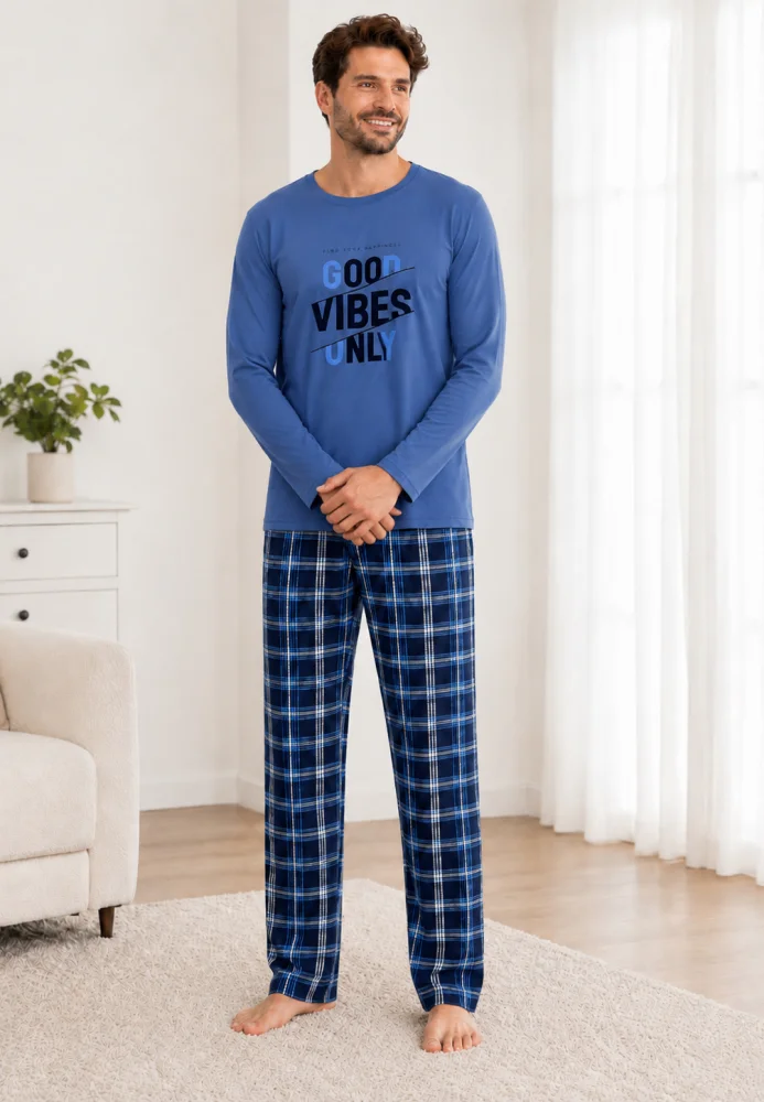 Pijama elegantă bărbați, Bluză albastră cu mânecă lungă și pantaloni în carouri, Loungewear — imagine 3