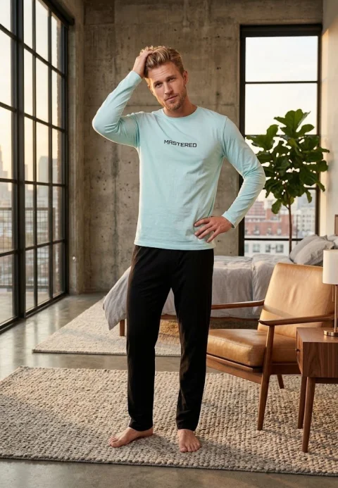 Pijama barbati MASTERED, cu maneca lunga si pantaloni lungi — imagine 1