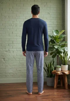Pijama pentru bărbați, Bluză mânecă lungă cu imprimeu „WHERE WE SEEK LOVE” și Pantalon lung în carouri mici
