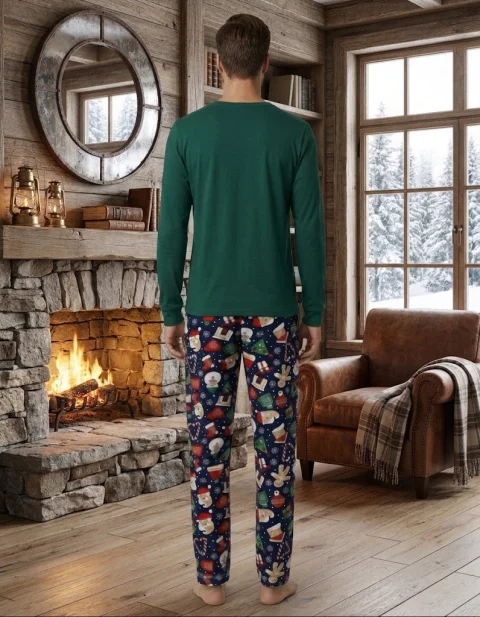 Pijama de Crăciun Bărbați Verde din Bumbac – Set Festiv cu Bluză Verde și Pantaloni Imprimați — imagine 2