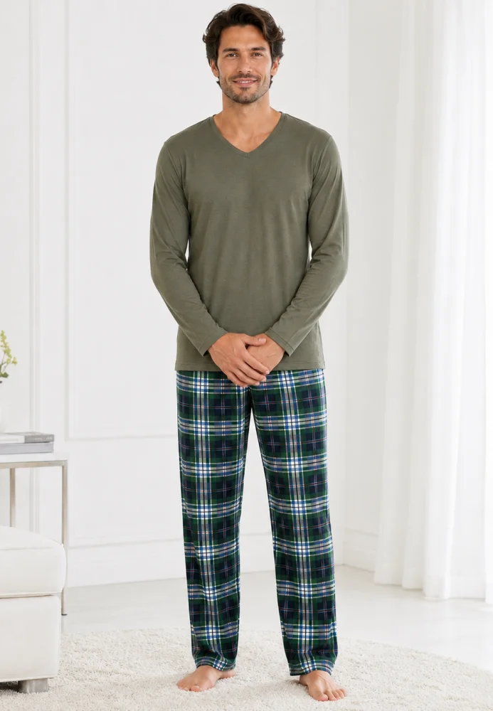 Pijama bărbați, Bluză verde oliv cu gât în V și mânecă lungă, Pantalon lung în carouri, Confortabilă