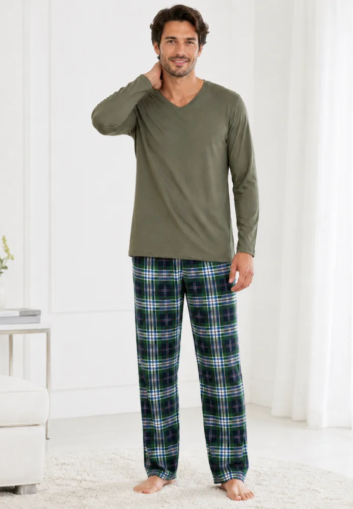 Pijama bărbați, Bluză verde oliv cu gât în V și mânecă lungă, Pantalon lung în carouri, Confortabilă