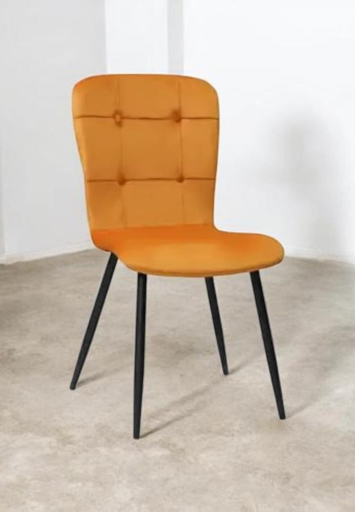 Scaun Luca Portocaliu din Catifea Babyface